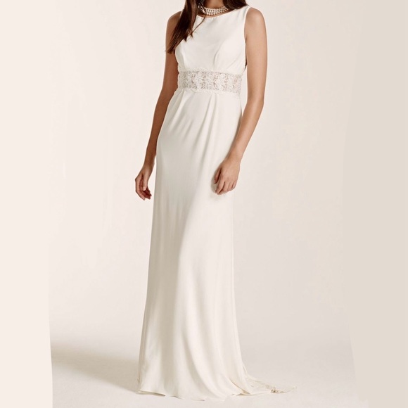 DB Studio Ivory Dress - Picture 4 of 5